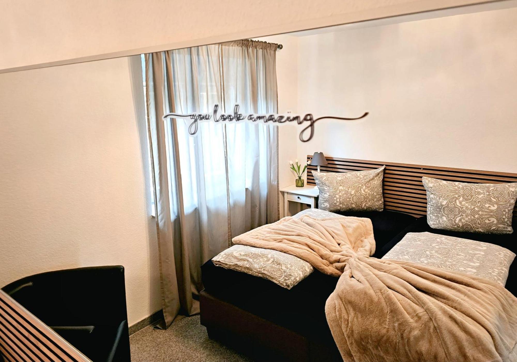 Ferienwohnung Sinsheim Buitenkant foto
